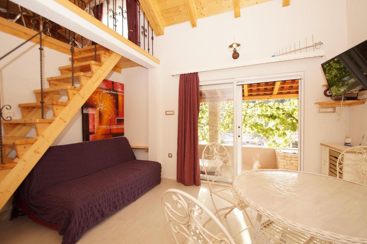 Stone House Mia Vela Luka